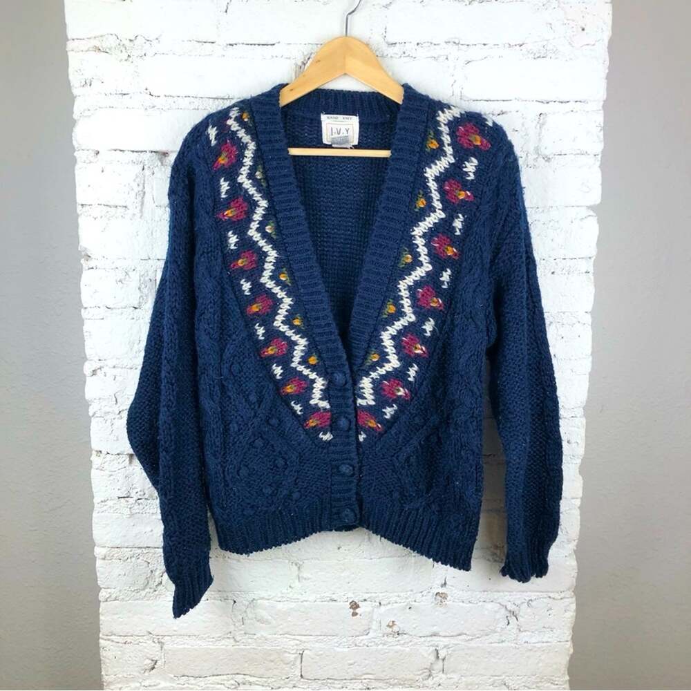 Vintage Ivy Hand Knit Popcorn Cardigan V-Neck Sweater